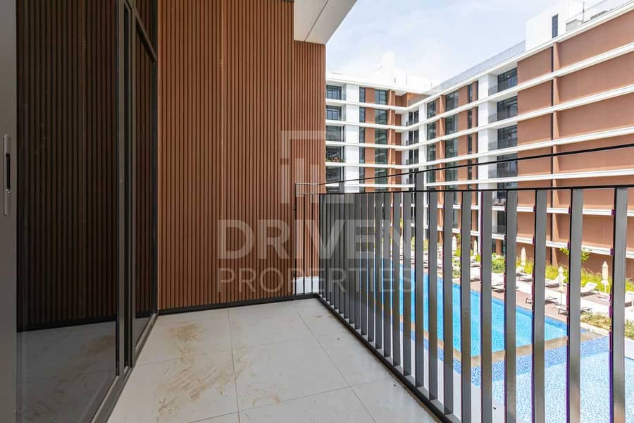 16 Ready to move in | Bright Apt | Pool View