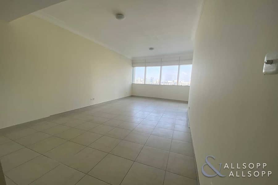 2 One Bed | Unfurnished | Golf Course View