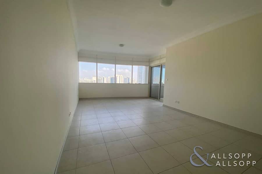 3 One Bed | Unfurnished | Golf Course View