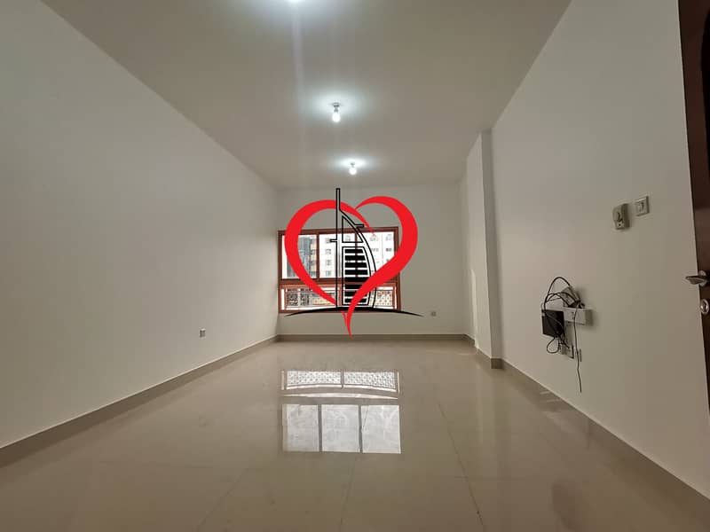 2 High Quality 2 Bedroom Hall Apartment with Balcony.