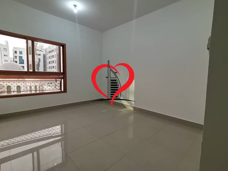 3 High Quality 2 Bedroom Hall Apartment with Balcony.