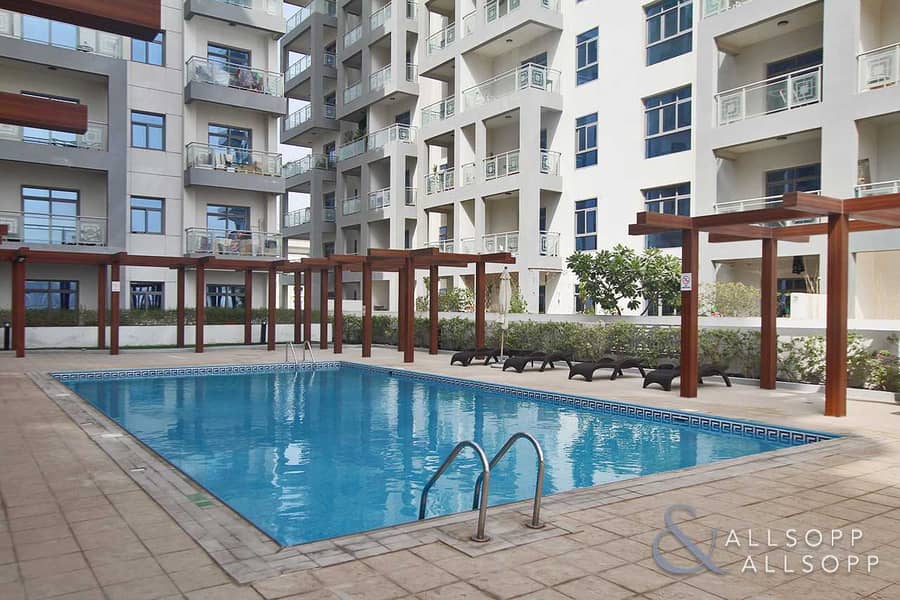 Exclusive | 1 Bed | Best Floor | Pool View