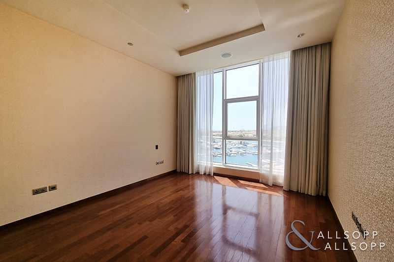 5 2 Beds | Vacant | Upgraded | Sea Views