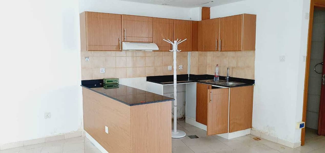 Two Bedroom with parking available for rent in lago vista tower C Two Bedroom with parking available for rent in lago vista tower C