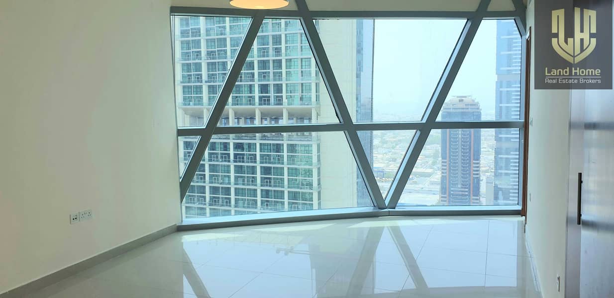 14 2 PARKING-DIFC AND ZABEEl VIEW-BAlCONY