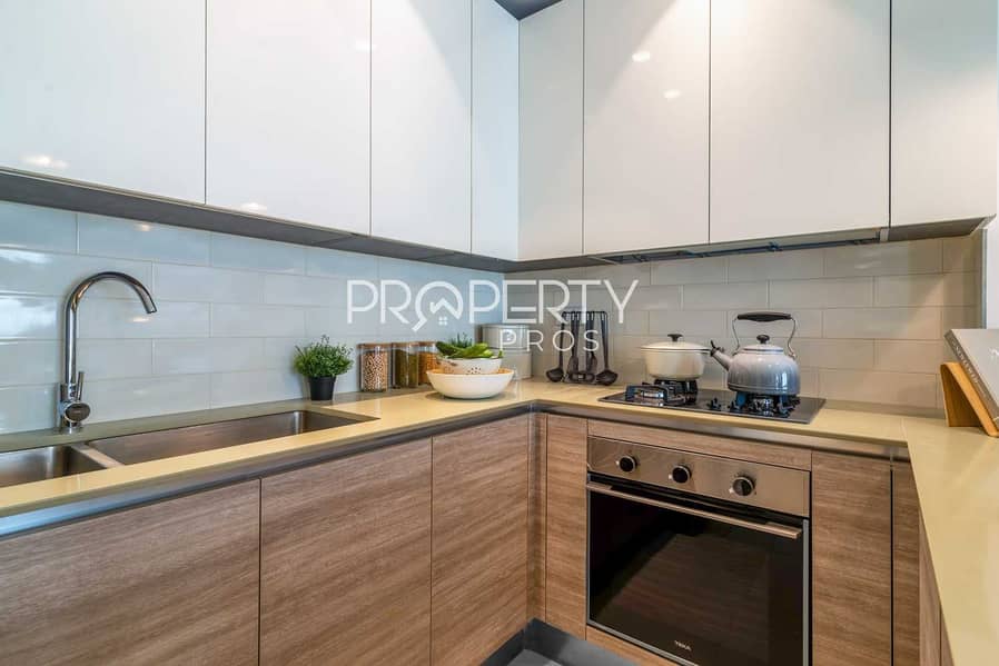 6 Luxurious 1 bed| Brand New| 1 Month Free