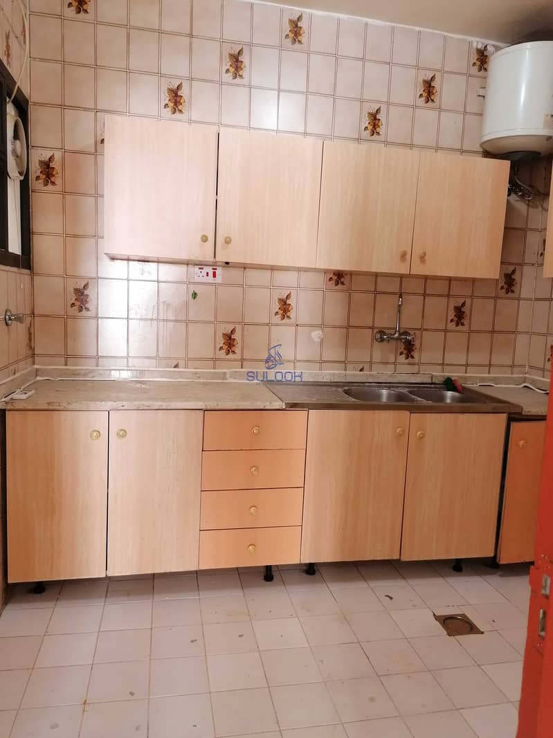 11 Spacious 2BHK available for 42k in hamdan nearby Al Maia Mall area