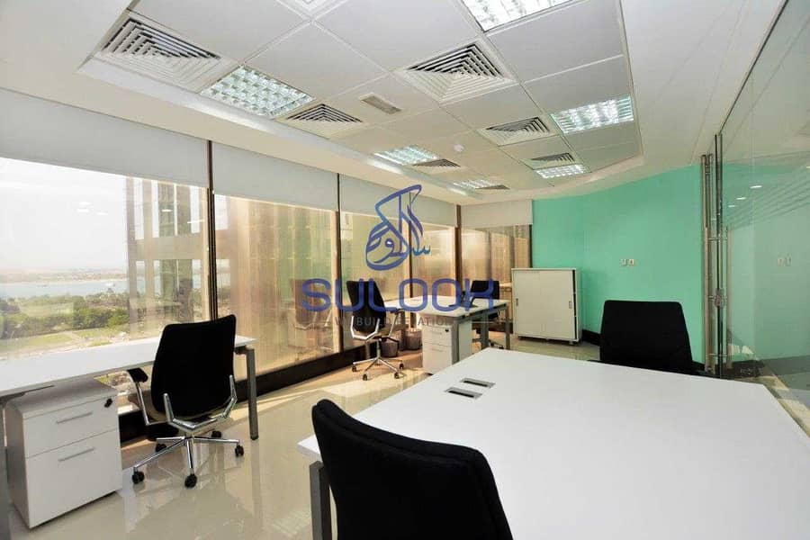 Elegant Office including all facilities in Corniche