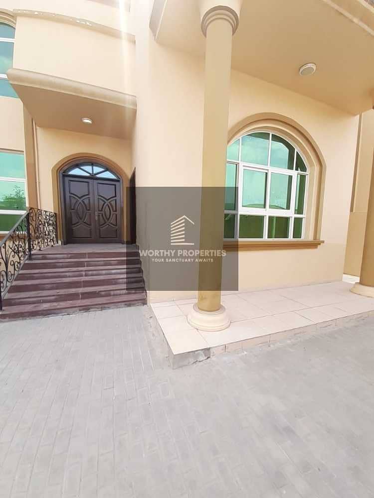 Elegant villa in Khalifa city A