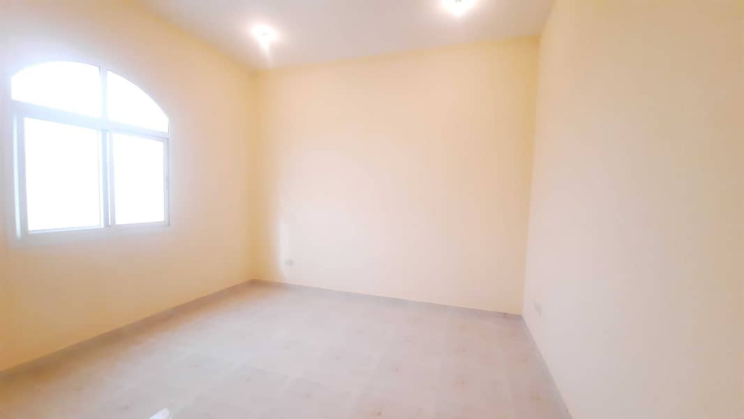 شقة في الشامخة 3 غرف 55000 درهم - 5282561