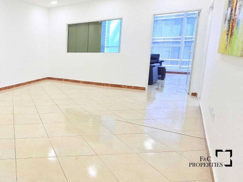 4 Spacious Office | Fully Fitted | Lake View