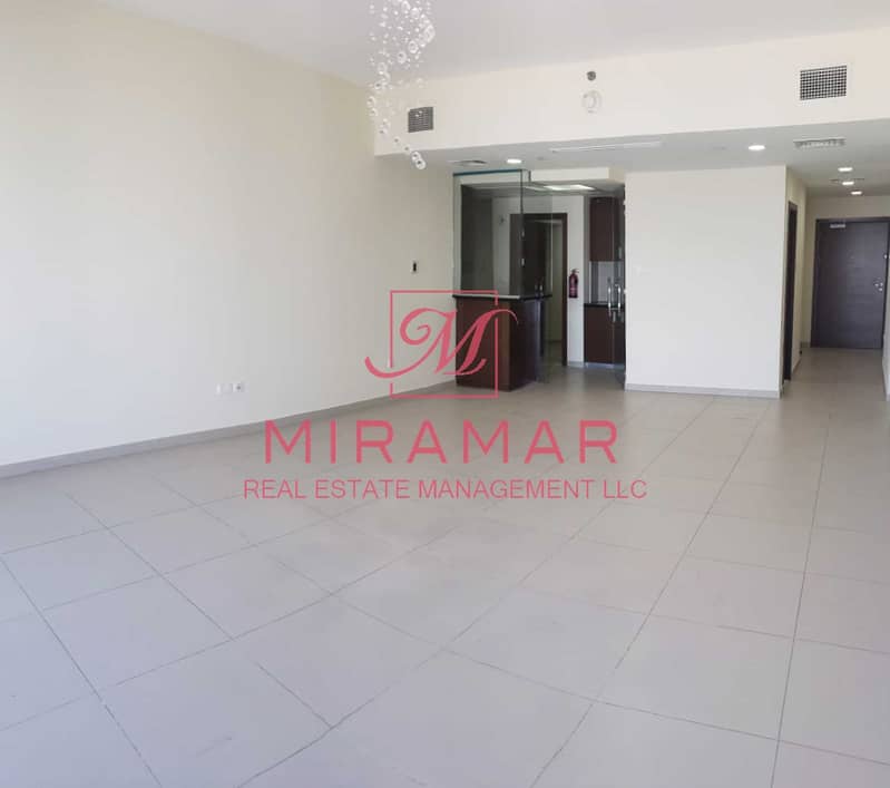 10 HOT DEAL!!! FULL SEA VIEW!!! HIGH FLOOR!! LARGE 2B+MAIDS UNIT!