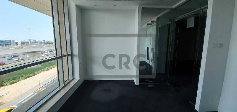 7 Fitted |With Partitions | Near Metro | For Rent
