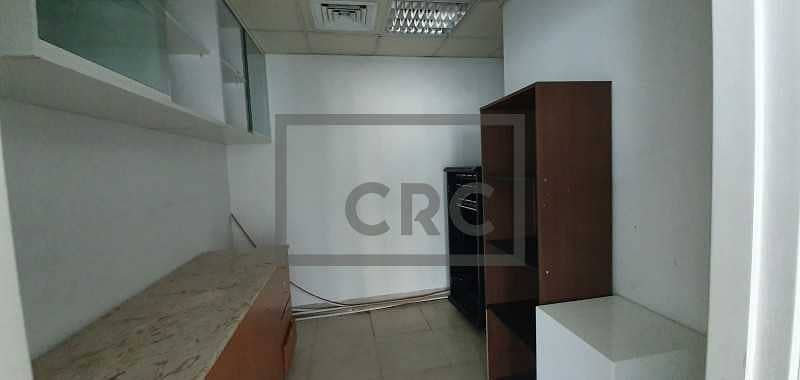 4 Chiller Free | With Partitions | Near Metro