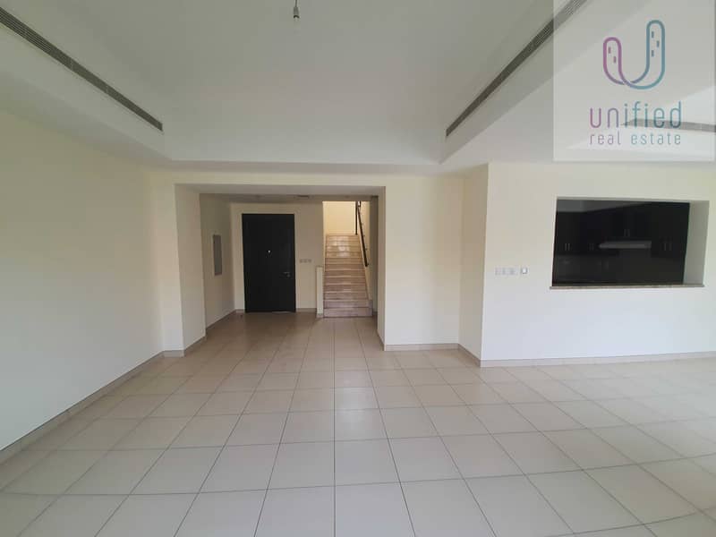 14 Type 1 M-3 Bed-2347 sqft-Single Row- Excellent location