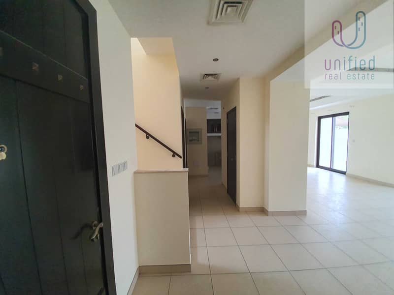 20 Type 1 M-3 Bed-2347 sqft-Single Row- Excellent location