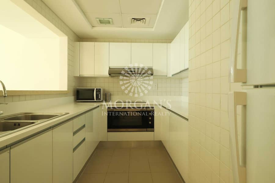 26 Beautifully Furnished I Awesome Views I Spacious Apartment