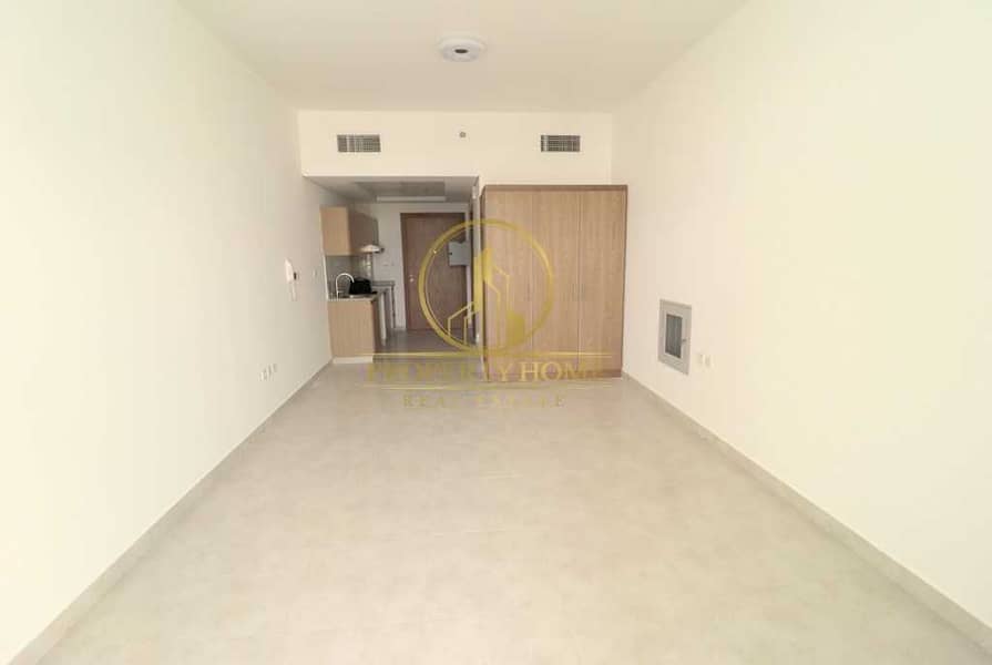 5 Bright studio with a Balcony | Rented