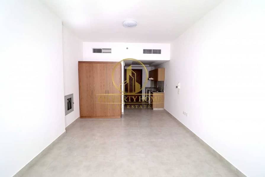 2 Bright studio with a Balcony | Rented