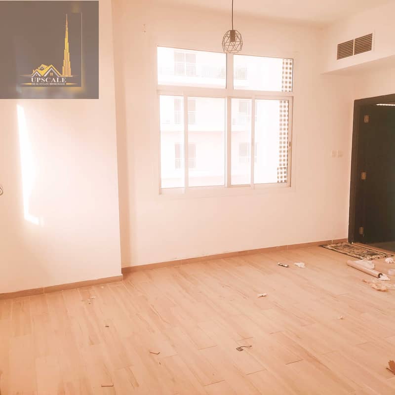 9 UPGRADED APARTMENT|SEPARATE LAUNDRY ROOM|SERVICE CHARGE 6.25|ROI 8.3%|