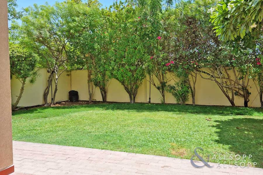 3 3 Beds | Extended & Landscaped | Exclusive