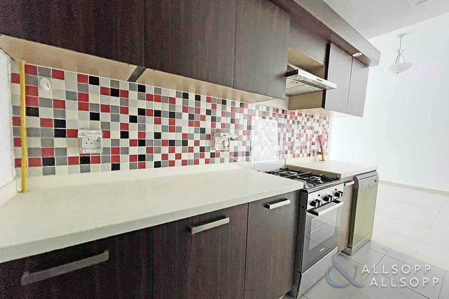 7 Sea and Burj View | Distressed Sale | 1Bed