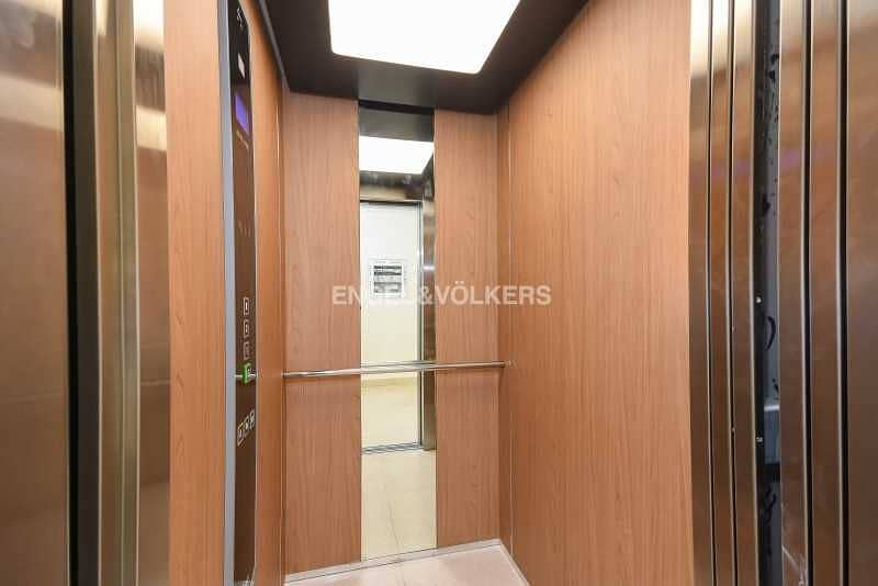 15 With Maid's| Terrace| Park View|Prime location