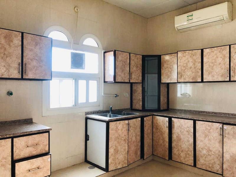 Квартира в Аль Шавамех, 3 cпальни, 65000 AED - 5283624