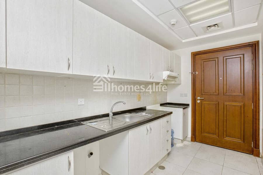 5 Best Layout l  Excellent Deal l  Near to Metro