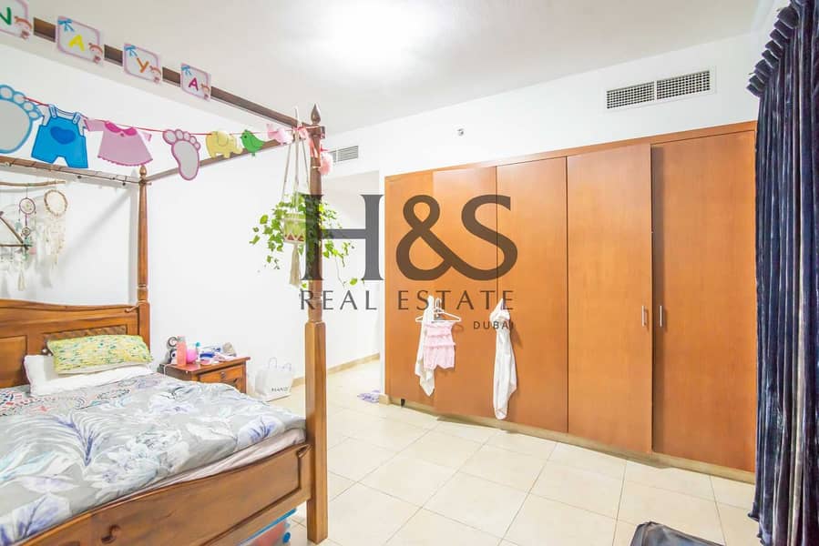 9 Furnished Spacious 1 Bed | Close To Tram