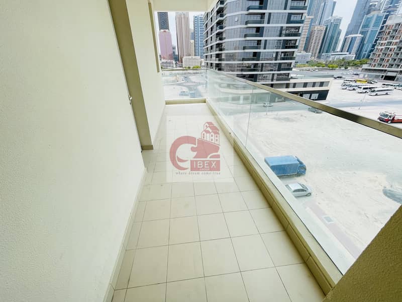 16 Like brand new 2bhk with 45 days free open view near to metro station on sheikh zayad road