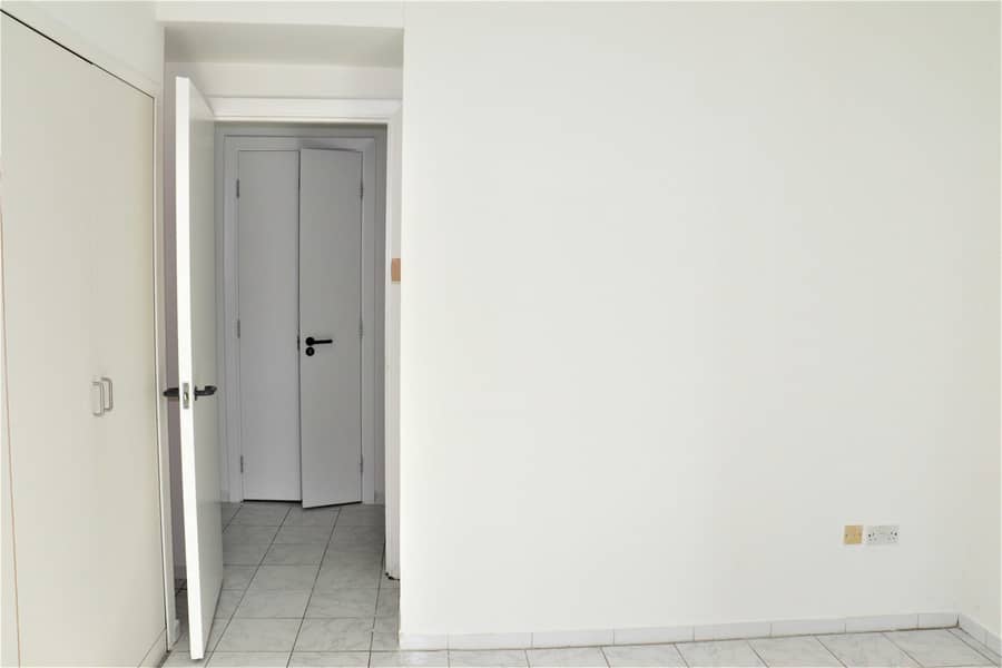 30 Hot Deal ! 3BR in 4 Cheques | Next to the Metro | With Balcony