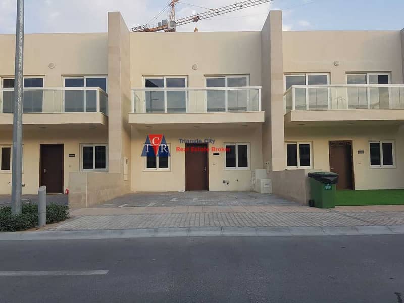 Hot offer   3 bed room town house warsan village.