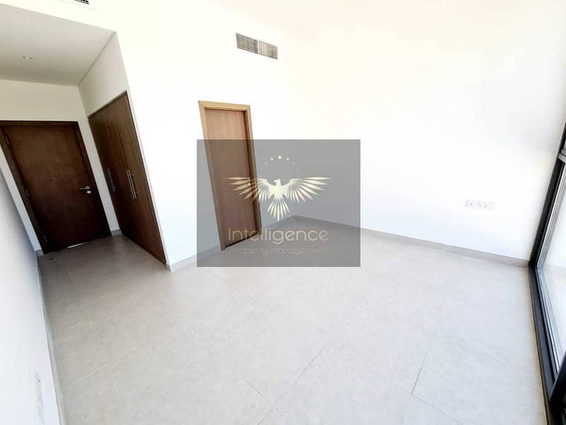 12 Perfect Choice for Investment/Modern Three Floor Villa
