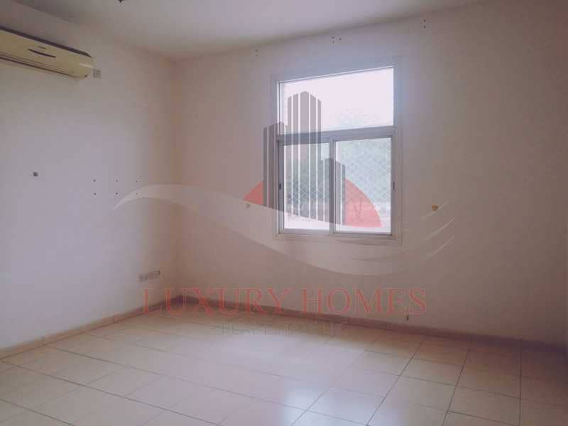 Neat and Bright Apt with Basement Parking Neat and Bright Apt with Basement Parking