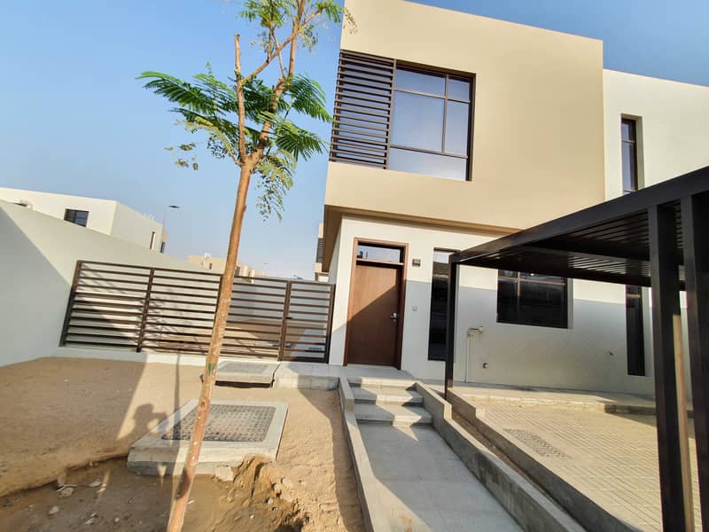 brand new  3bed rooms duplex villa in Nasma Area with wardrobe and balcony