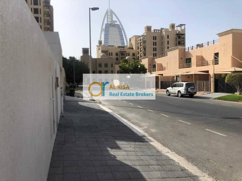 43 Brand New 4 Bedroom Villa at Umm Suqeim opp of Burj Al Arab