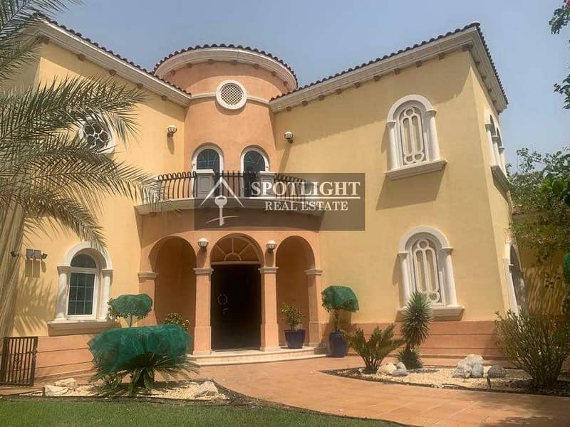 2 LEGACY | UPGRADED | 5-BEDROOM ATTACHED ENSUITE WITH MAIDROOM| JUMEIRAH PARK | DISTRICT-1 |  ONLY 360K