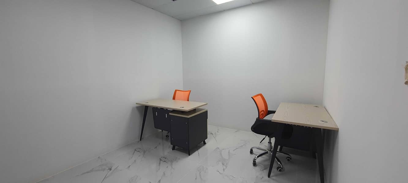 3 0% Commission | 4-5 Person Office