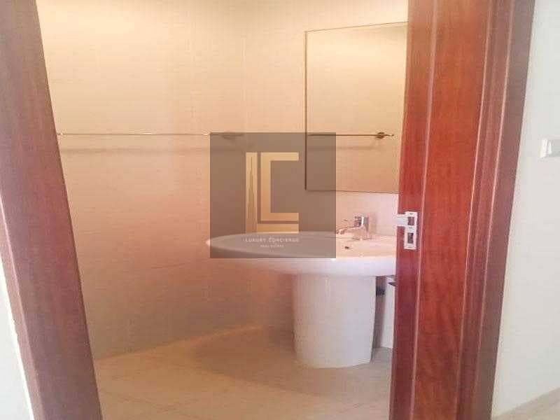 5 Partial Fountain View|1BR Apt|Mid Floor|Unfurnished