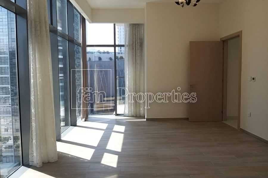 15 Beautiful corner apartment open veiw