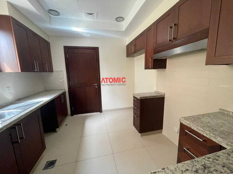 3 Type 2 !4 Bedroom + Maid Room !Near To  Park