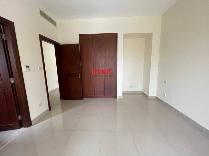 11 Type 2 !4 Bedroom + Maid Room !Near To  Park