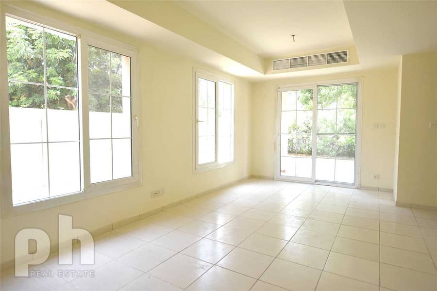 2 | End unit | Lake view | Available now