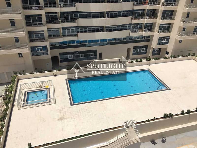 5 1 Bed For Rent + Pool View  Royal Residence 12 Cheques