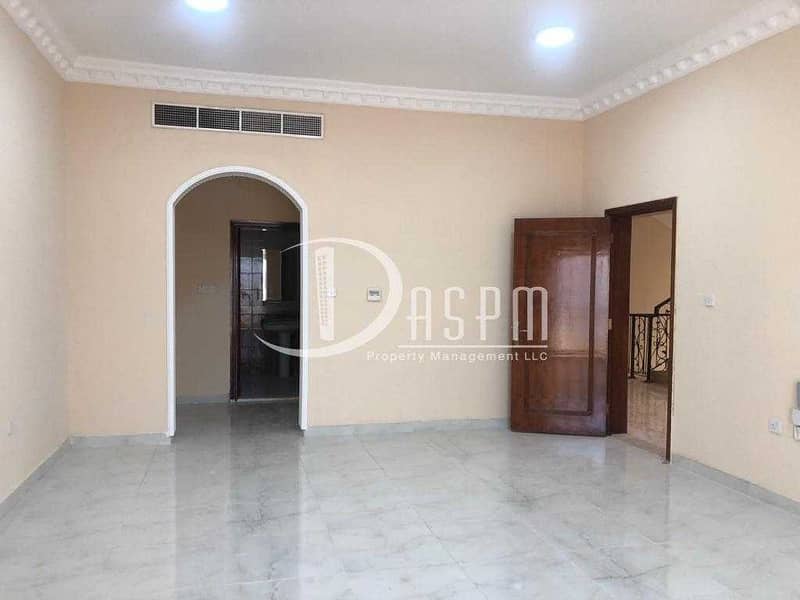 9 Great 5BR Villa for 200K | Spacious Layout | Well Maintained