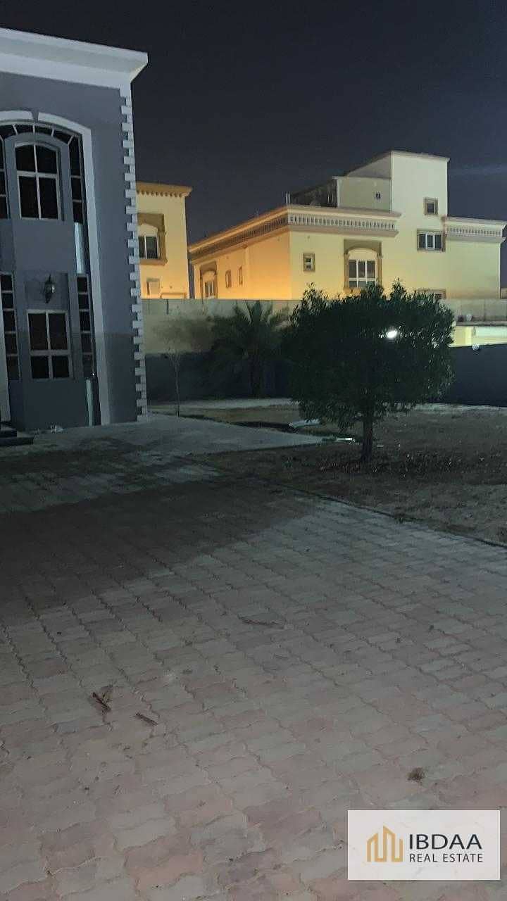 17 Huge Villa | 4 bed + Laundry  | al warqaa