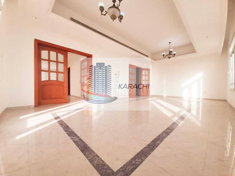 Luxurious And Elegant Penthouse In Villa In Al Muroor Near Dusit Thani With Spacious Terrace