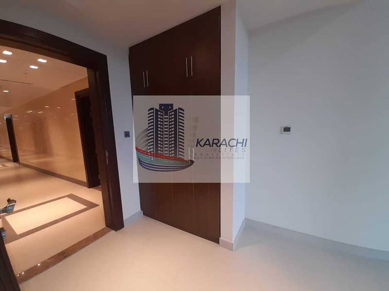 9 BRAND NEW ELEGANT APARTMENTS WITH EXCLUSIVE FACILITIES JUST FOR YOU FROM KARACHI LITES!!