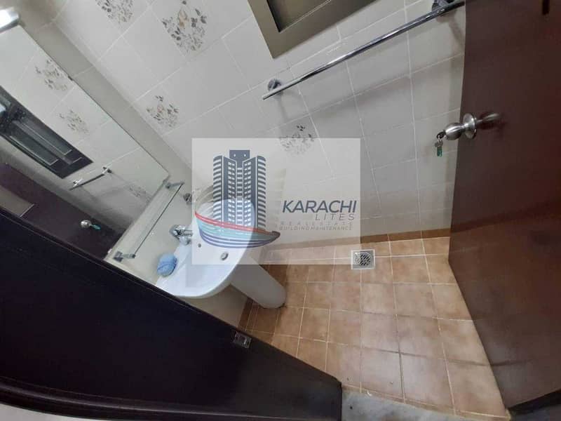 23 SPACIOUS SIZE!! 1 MASTER ROOM 2 COMMON ROOM  WITH BIG HALL IN HAMDAN STREET